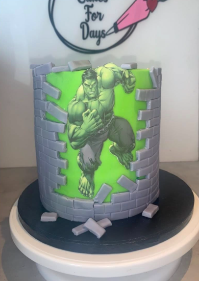 Hulk smash Cake