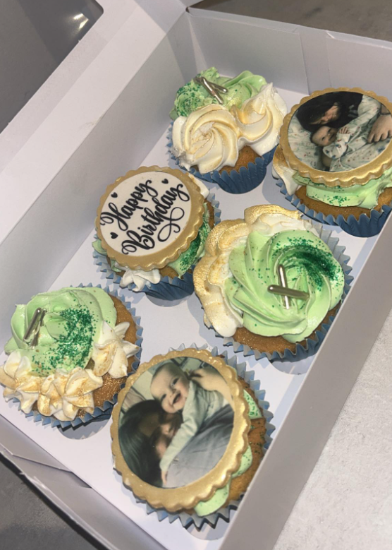 Green & white Happy Birthday cupcakes