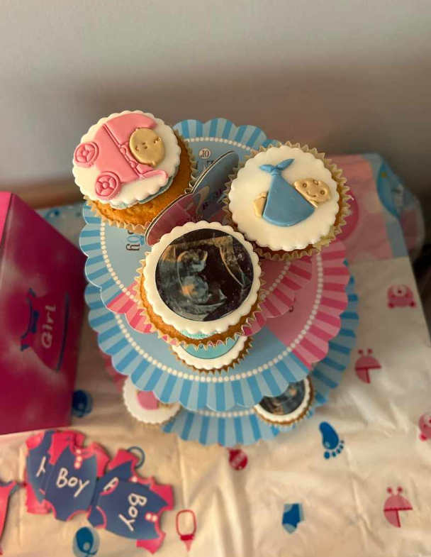 Team boy & girl Baby shower Cupcakes