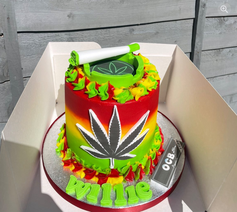 Weed theme cake