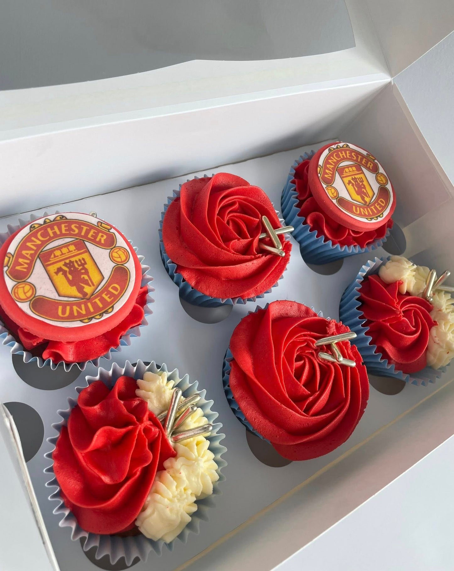 Man-United Cupcakes